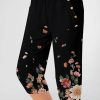 Plus Size Casual Black Plant Floral Print Pocket Capris Pants
