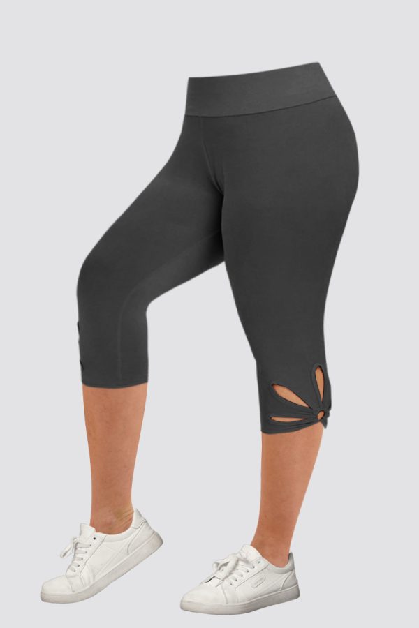 Plus Size Casual Black Cut Out Pleated Cropped Legging